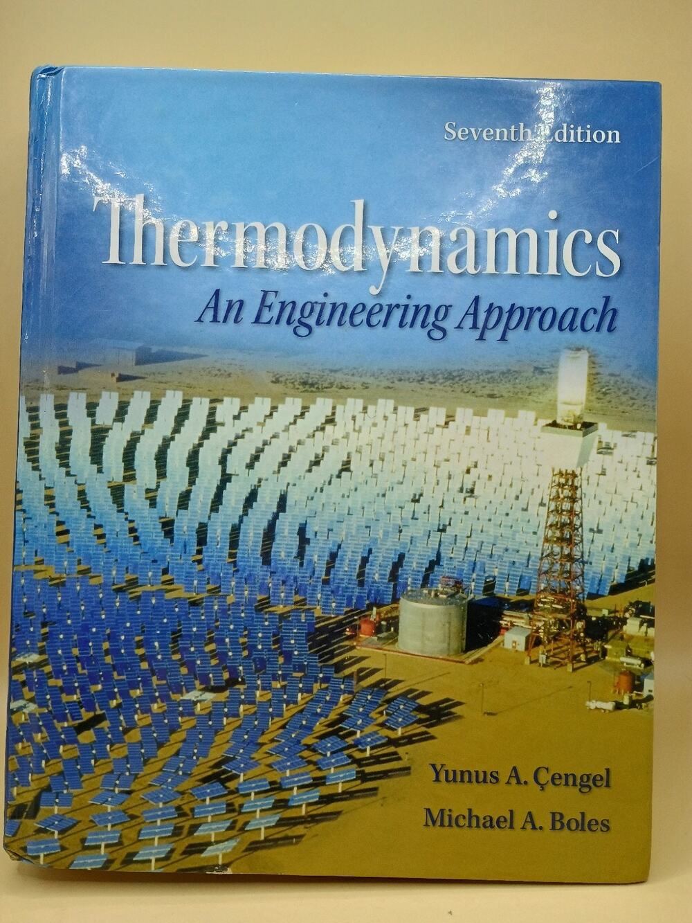 Thermodynamics : An Engineering Approach by Yunus Cengel With CD